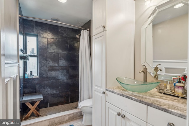 403 S Alder St, Philadelphia, PA 19147 - bathroom featuring vanity, a tile shower, and toilet