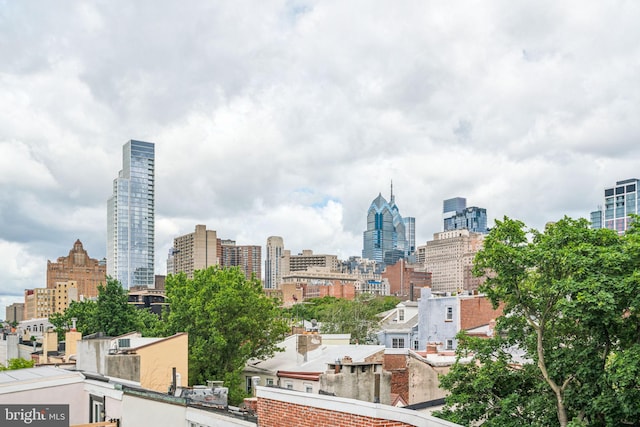 403 S Alder St, Philadelphia, PA 19147 - view of city skyline