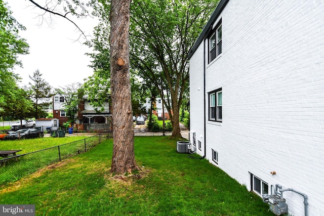 711 57th Pl NE, Washington, DC 20019 - view of yard featuring central air condition unit
