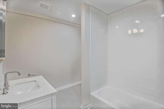8118 Chapel Cove Dr, Laurel, MD 20707 - full bath featuring tile patterned flooring, vanity, shower / bath combination, baseboards, and recessed lighting