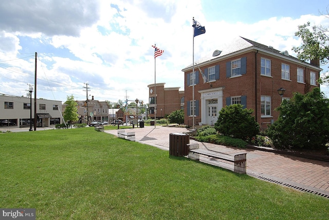 958 Tympani, Herndon, VA 20170 - surrounding community featuring a lawn