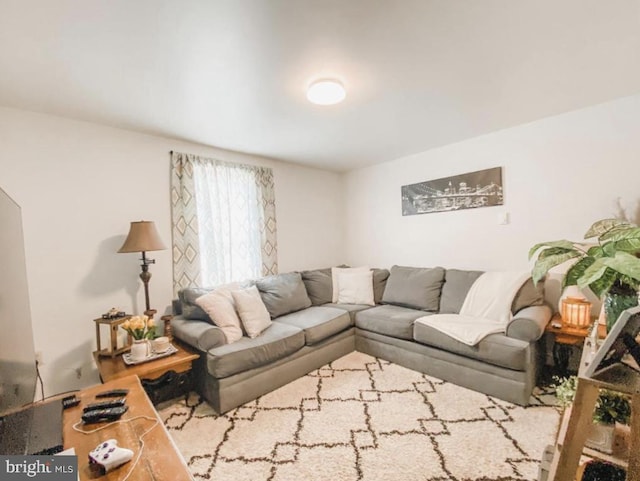 12 Pennsylvania Ave, Cumberland, MD 21502 - view of living room