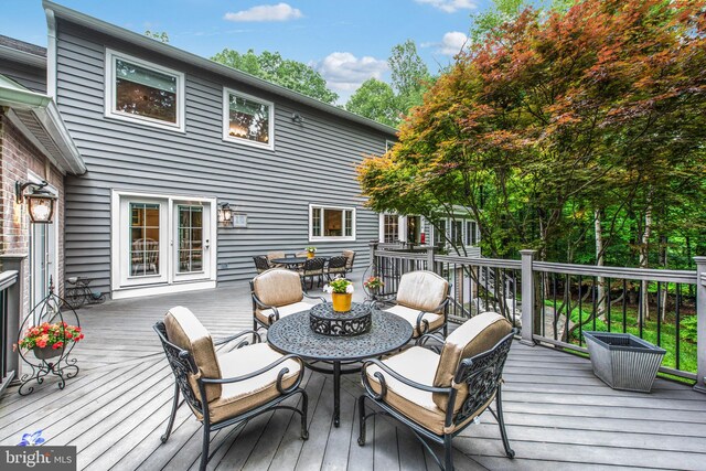 6323 Colchester Rd, Fairfax Station, VA 22039 - deck featuring outdoor dining space