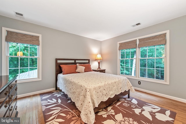 6323 Colchester Rd, Fairfax Station, VA 22039 - bedroom featuring wood finished floors and baseboards