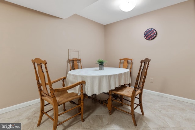6323 Colchester Rd, Fairfax Station, VA 22039 - dining room featuring baseboards