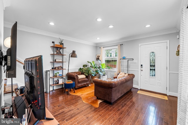 1420 V St SE, Washington, DC 20020 - living area featuring wood-type flooring, recessed lighting, baseboards, and crown molding