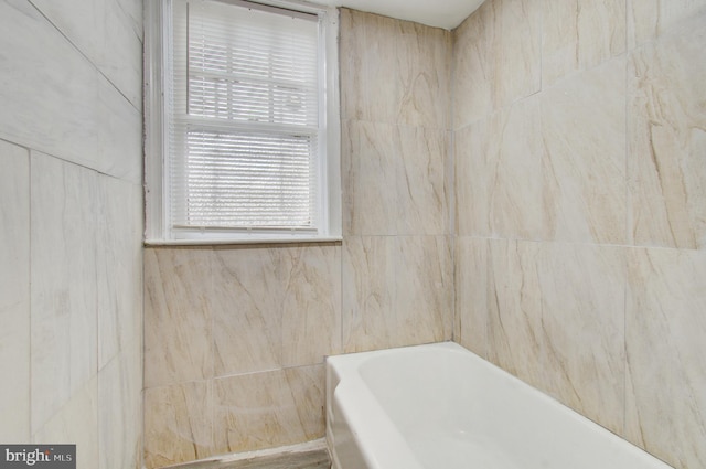 2726 E Preston St, Baltimore, MD 21213 - full bath featuring a bath