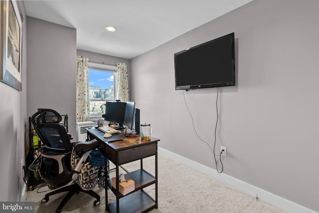 1001 S Chadwick St, Philadelphia, PA 19146 - carpeted office with baseboards