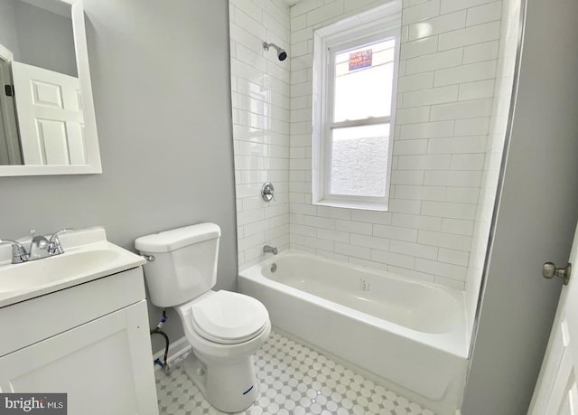 2922 W Norris St, Philadelphia, PA 19121 - bathroom with toilet, vanity, bathing tub / shower combination, baseboards, and tile patterned floors