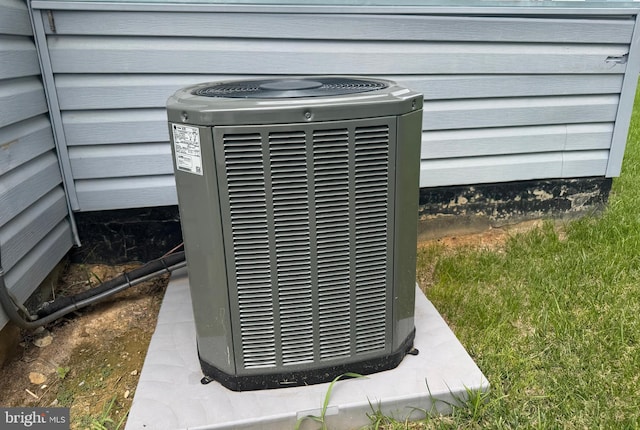 817 Maple St, Waynesboro, PA 17268 - exterior view of central air condition unit
