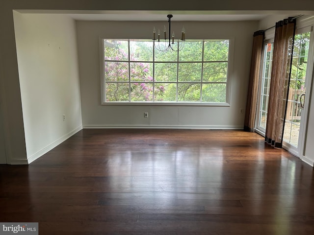 1821 Driver Ave, Lancaster, PA 17602 - spare room with healthy amount of natural light, a chandelier, and baseboards