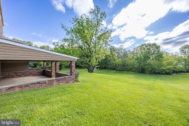 306 Spring Cir, Norristown, PA 19403 - view of grassy yard featuring a patio area