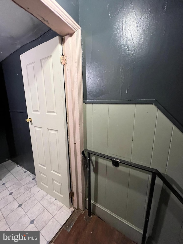 2074 E Clementine St, Philadelphia, PA 19134 - view of stairway