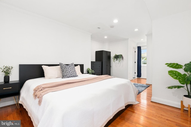 2920 Weisman Rd, Silver Spring, MD 20902 - bedroom featuring ornamental molding, light wood-style flooring, baseboards, and recessed lighting