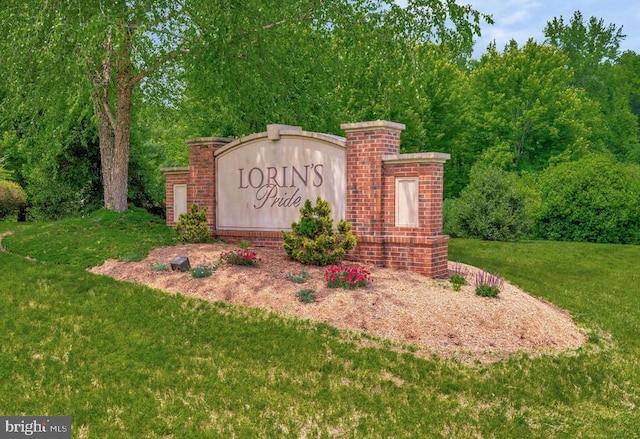 141 Lorins Dr, Huntingtown, MD 20639 - community / neighborhood sign featuring a yard