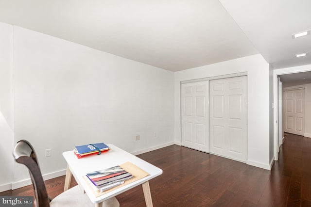 1040 Deer Ridge Dr Unit 101, Baltimore, MD 21210 - unfurnished office with dark wood finished floors and baseboards