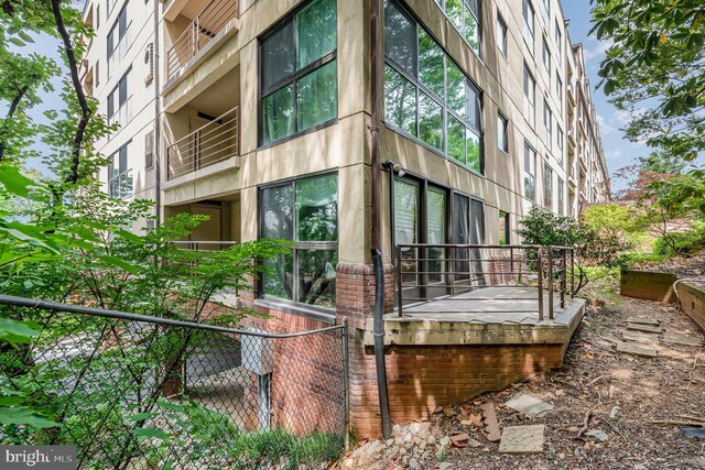 1040 Deer Ridge Dr Unit 101, Baltimore, MD 21210 - view of apartment building / complex