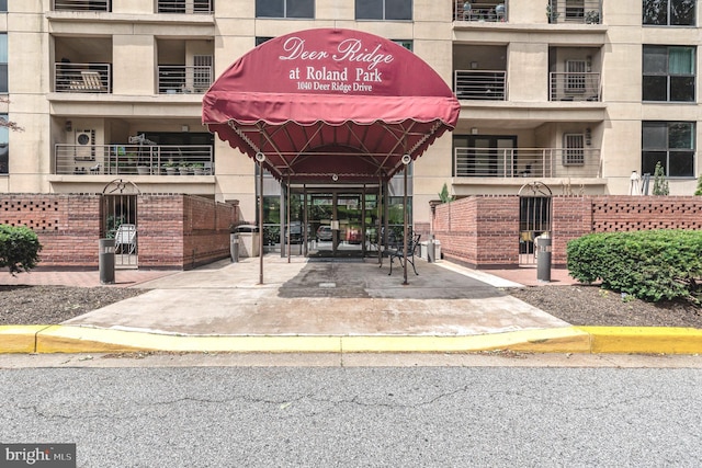 1040 Deer Ridge Dr Unit 101, Baltimore, MD 21210 - view of apartment building / complex