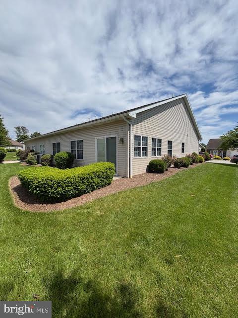 636 Northland Dr, Hanover, PA 17331 - back of house with a lawn