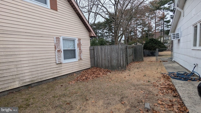 71 Shawmont Ln, Willingboro, NJ 08046 - view of yard featuring a gate
