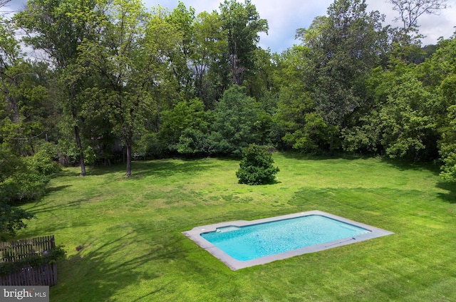 5 Salem Way, Malvern, PA 19355 - outdoor pool with a yard