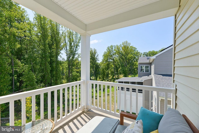 5809 Savannah Dr, Brandywine, MD 20613 - view of balcony