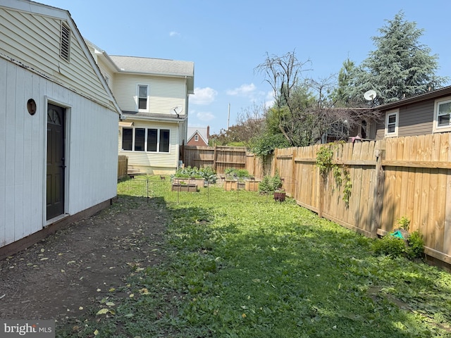 726 E Main St, Lock Haven, PA 17745 - view of yard featuring a garden