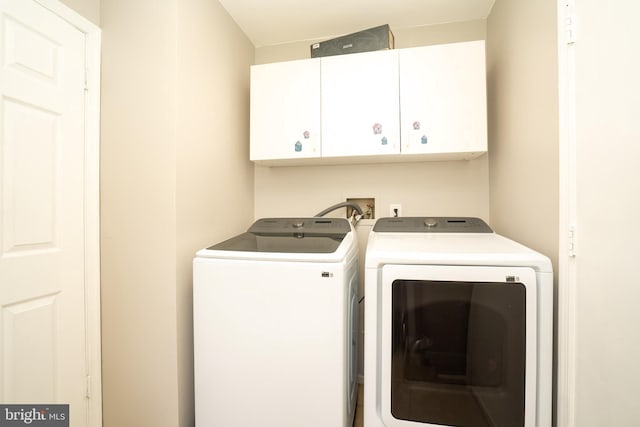 11 Adams Ct, Plainsboro, NJ 08536 - laundry area featuring washing machine and clothes dryer and cabinet space