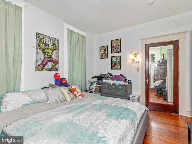 250 E E Main St, Waynesboro, PA 17268 - bedroom featuring wood finished floors