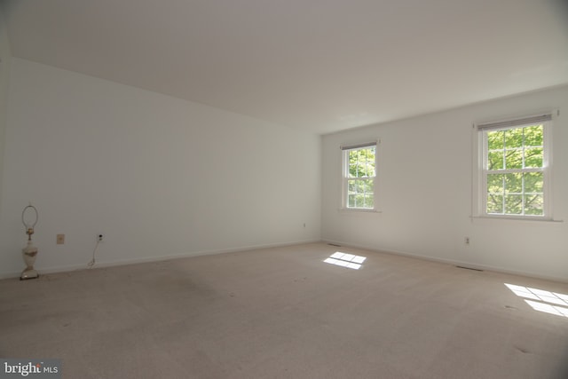 9 Paddington Ct, Hockessin, DE 19707 - spare room featuring light carpet and baseboards