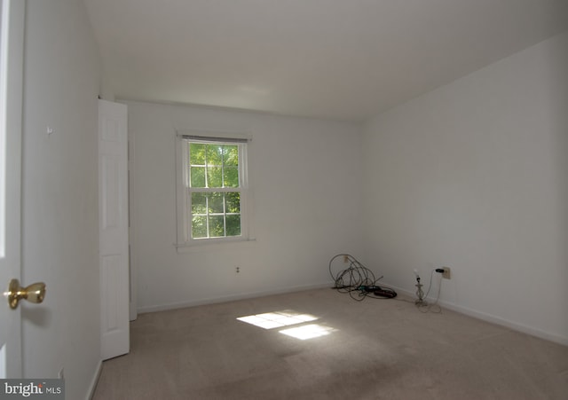 9 Paddington Ct, Hockessin, DE 19707 - carpeted empty room featuring baseboards