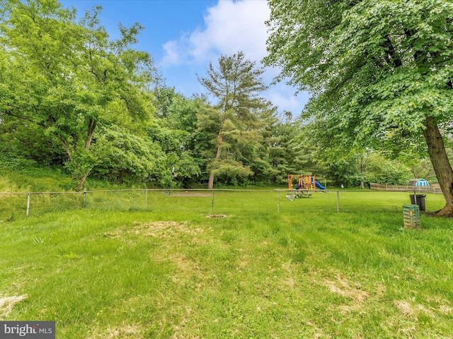 7324 E Springbrook Ct, Middletown, MD 21769 - view of yard with a playground