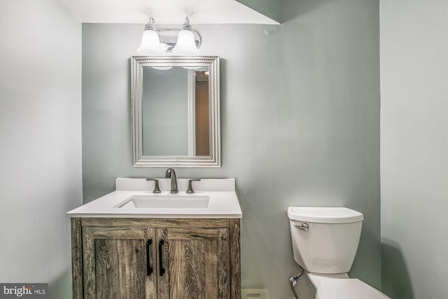 11910 Saint Johnsbury Ct, Reston, VA 20191 - half bath featuring toilet and vanity