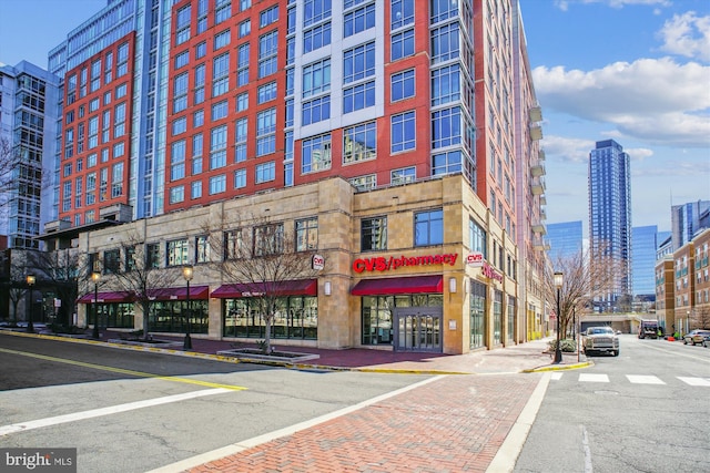 11910 Saint Johnsbury Ct, Reston, VA 20191 - view of property featuring a city view