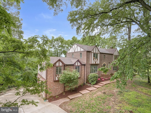 1316 Swan Harbour Rd, Fort Washington, MD 20744 - view of front of property featuring brick siding