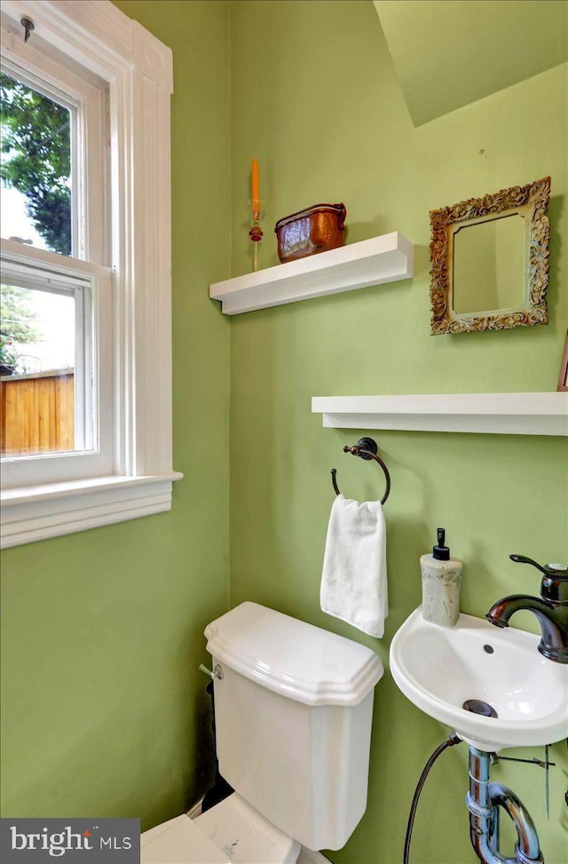 315 Nevin St, Lancaster, PA 17603 - bathroom featuring toilet and a sink