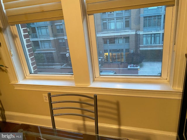 1121 24th St NW Unit 310, Washington, DC 20037 - detailed view