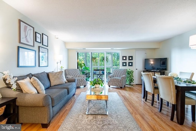 1600 N Oak St Unit 324, Arlington, VA 22209 - living room featuring light wood-style flooring