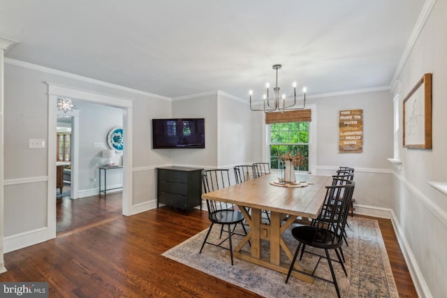 330 Wood Ln, Haddonfield, NJ 08033 - dining space featuring a chandelier, wood finished floors, ornamental molding, and baseboards