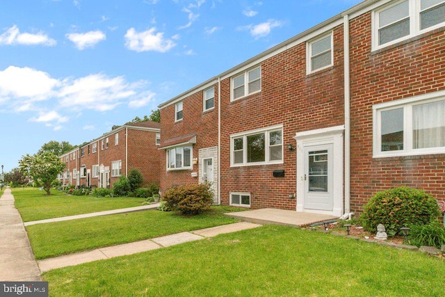 911 Circle Dr, Baltimore, MD 21227 - view of building exterior with a residential view