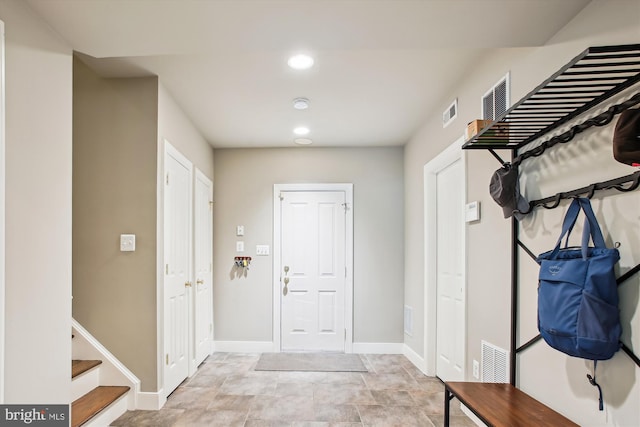 2371 N Edgewood St, Arlington, VA 22207 - foyer entrance with recessed lighting and baseboards
