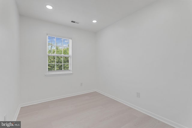 20036 Appledowre Cir Unit 450, Germantown, MD 20876 - empty room with light wood finished floors, baseboards, and recessed lighting