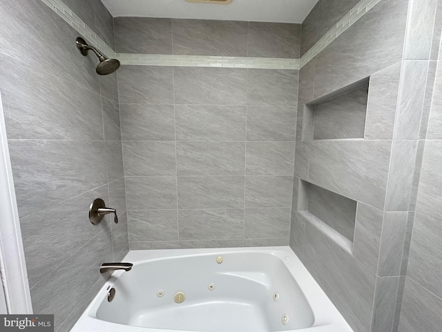 8854 Calvert St, Philadelphia, PA 19152 - view of full bathroom