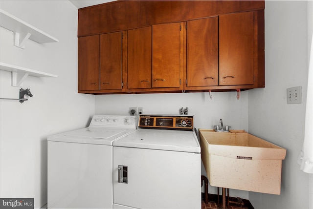 2138 Hill Rd, Perkiomenville, PA 18074 - laundry room featuring cabinet space and washer and clothes dryer