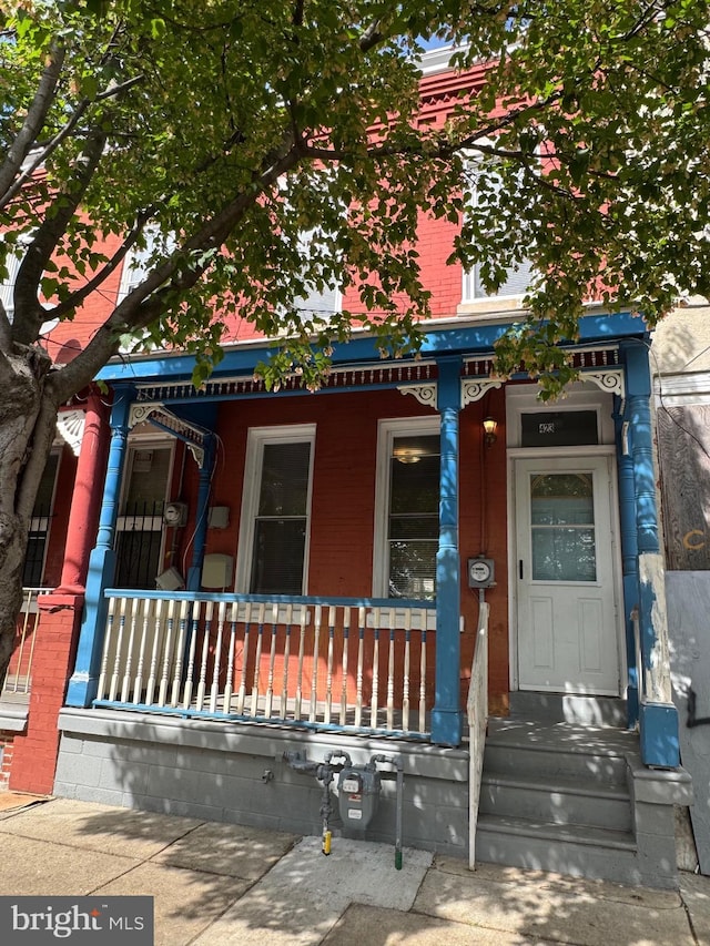 423 Trenton Ave, Camden, NJ 08103 - view of front of property with a porch