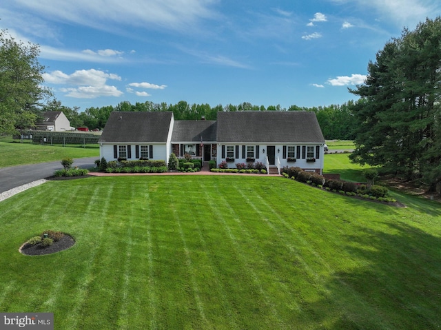 665 Bayard Rd, Lothian, MD 20711 - new england style home featuring asphalt driveway