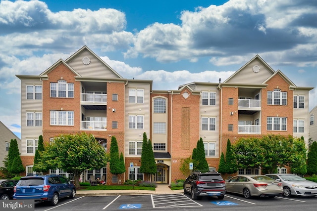 8145 Cyprus Cedar Ln Unit C, Ellicott City, MD 21043 - view of property with uncovered parking