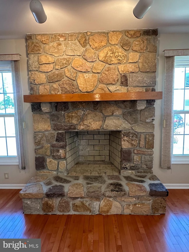55 W Windrose Dr, Richboro, PA 18954 - detailed view of wood finished floors and baseboards
