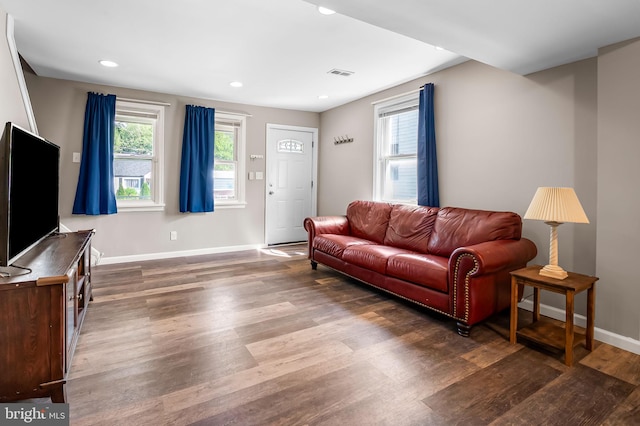 20 Village Rd, Baltimore, MD 21208 - living room with wood finished floors and recessed lighting