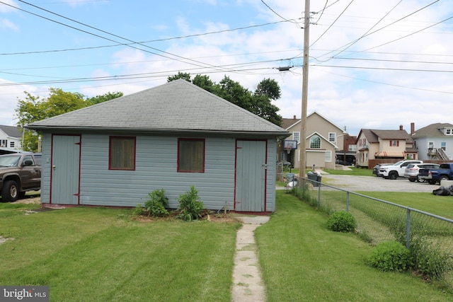 85 S St, Hanover, PA 17331 - view of property exterior featuring a residential view and roof with shingles